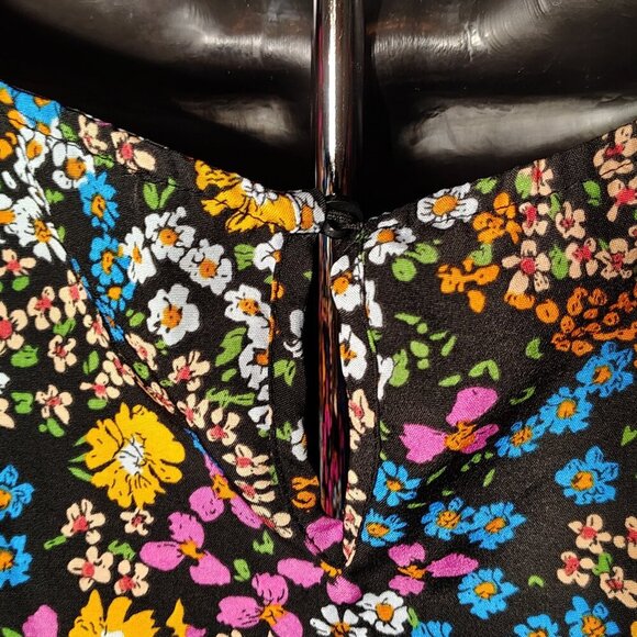 Emery Rose Junior Med Colorful Flower Dress Flutter Sleeve Elastic Waist - Picture 5 of 6